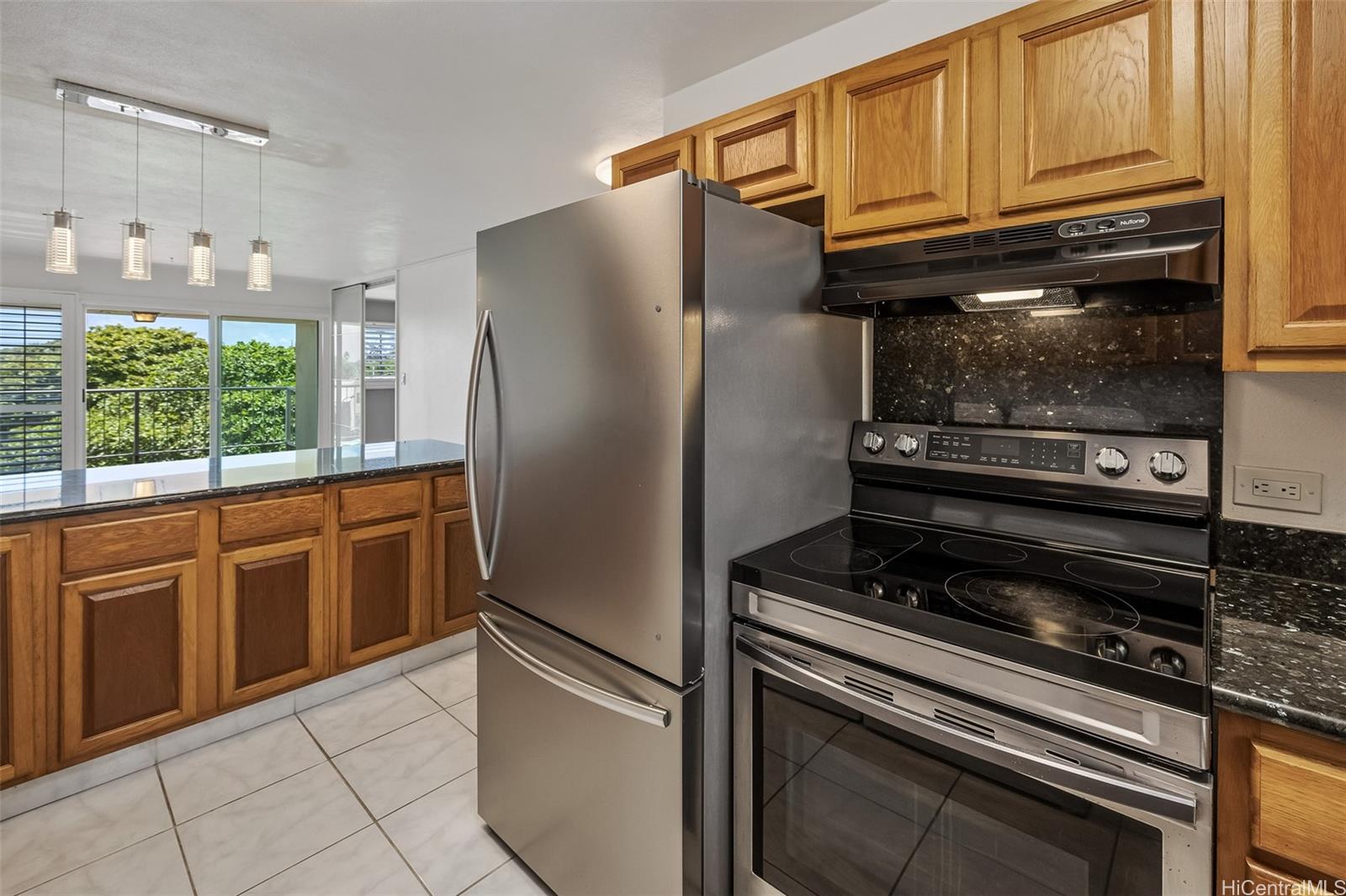 Meridian East condo # 406, Kailua, Hawaii - photo 7 of 25