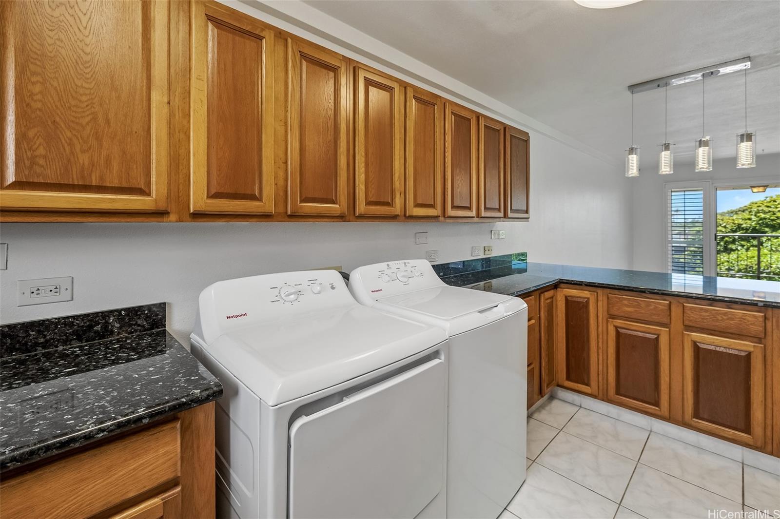 Meridian East condo # 406, Kailua, Hawaii - photo 8 of 25