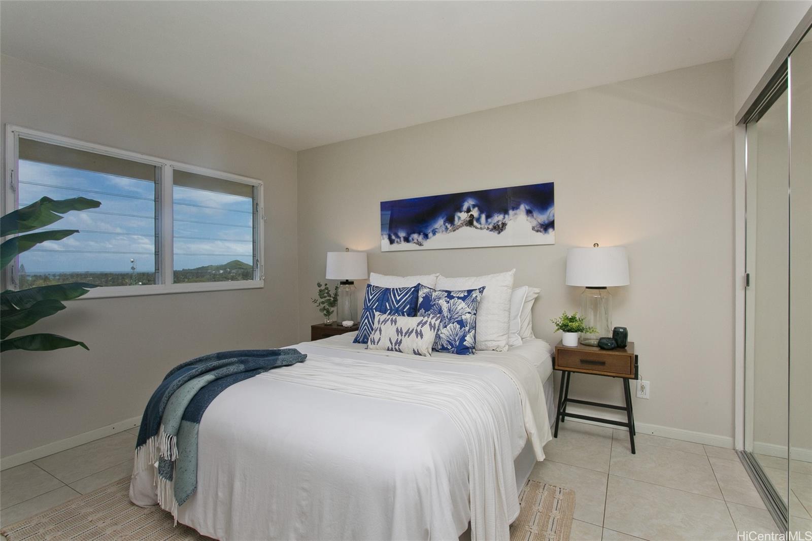 Meridian East condo # 906, Kailua, Hawaii - photo 11 of 24