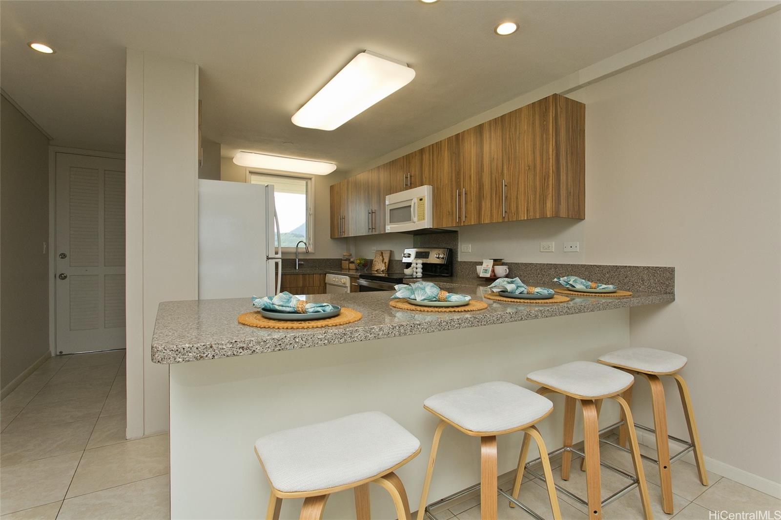 Meridian East condo # 906, Kailua, Hawaii - photo 10 of 24