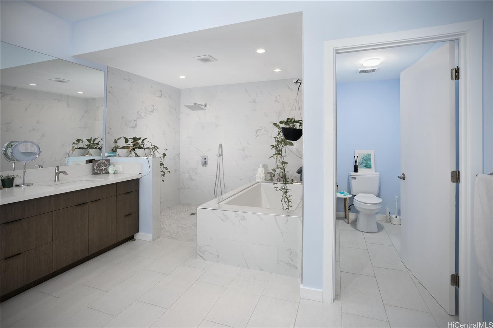 14  Hakumele Pl Old Pali, Honolulu home - photo 12 of 25