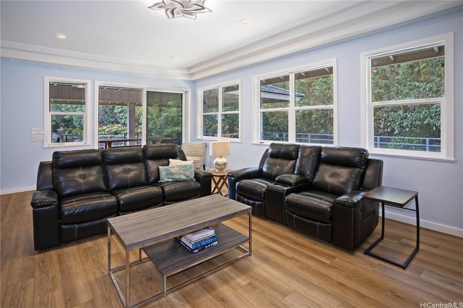 14  Hakumele Pl Old Pali, Honolulu home - photo 6 of 25