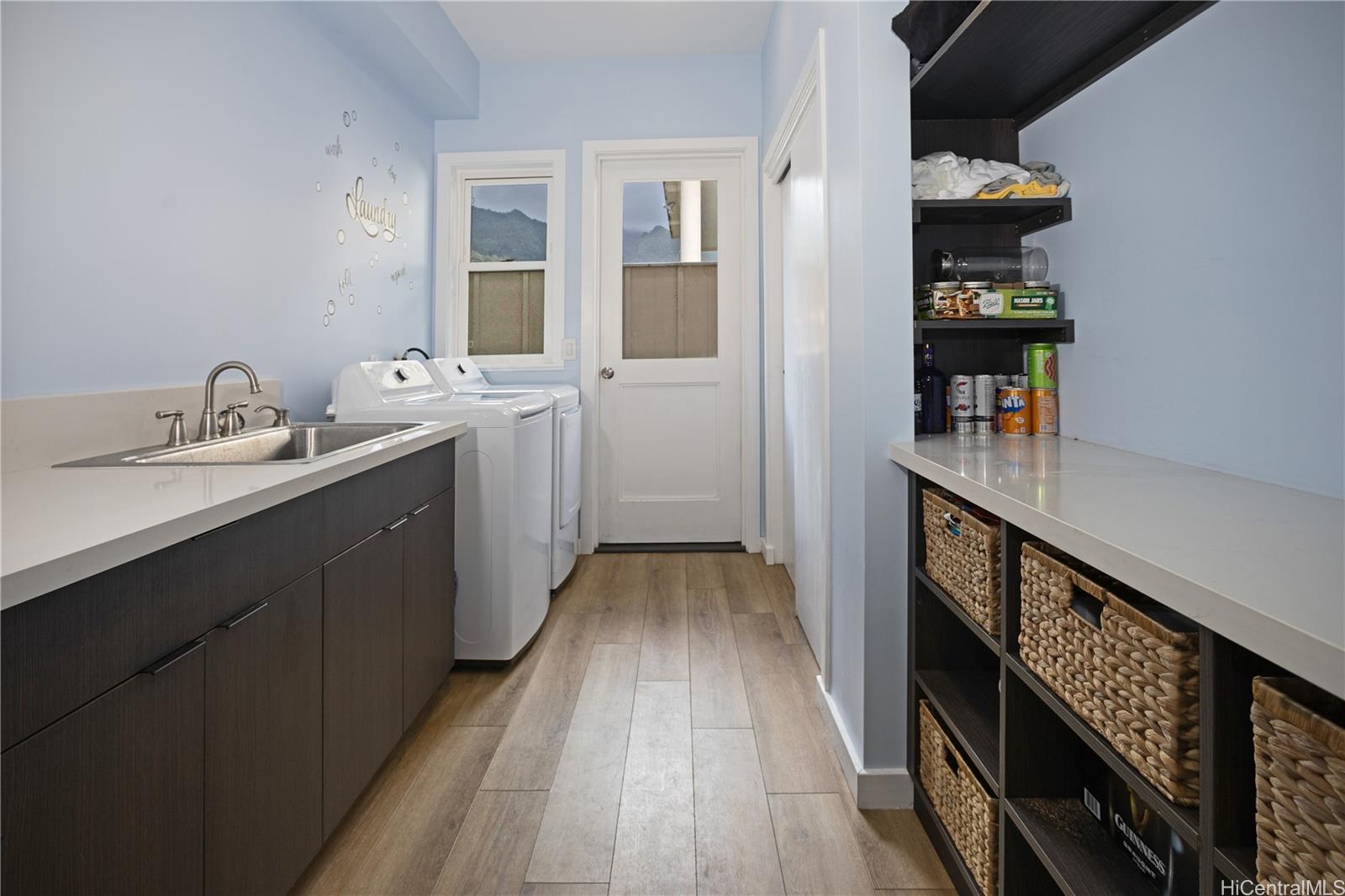 14  Hakumele Pl Old Pali, Honolulu home - photo 10 of 25