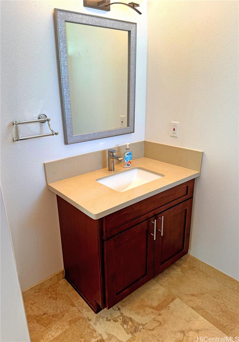 140 Ohana Street Kailua - Rental - photo 4 of 7