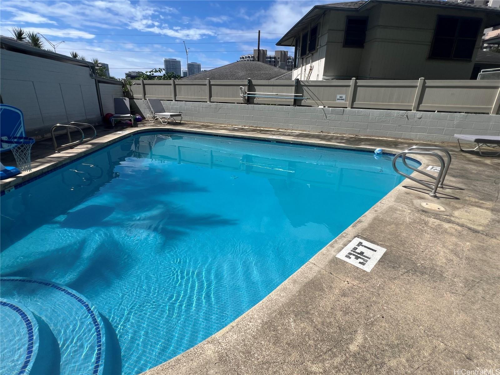 Barclay condo # 1104, Honolulu, Hawaii - photo 4 of 25