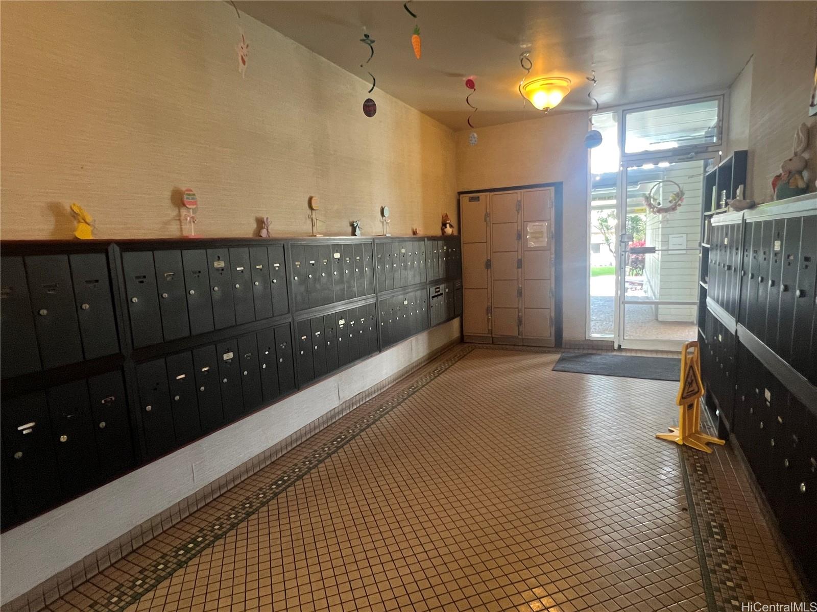 Barclay condo # 1104, Honolulu, Hawaii - photo 6 of 25