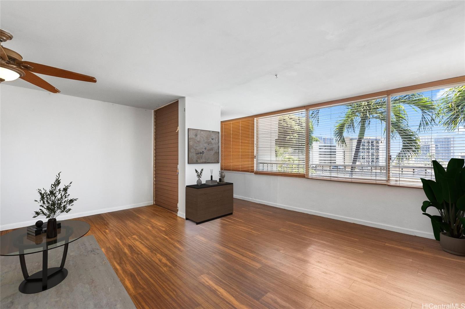 Barclay condo # 302, Honolulu, Hawaii - photo 4 of 21