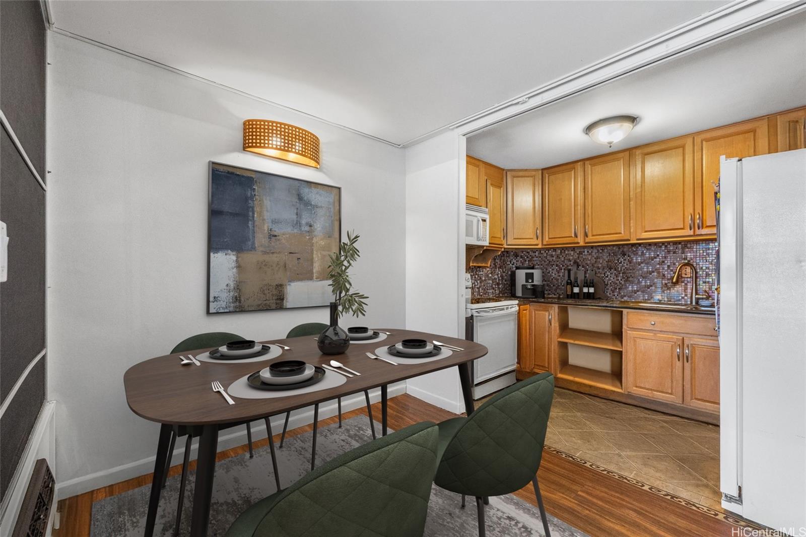 Barclay condo # 302, Honolulu, Hawaii - photo 5 of 21