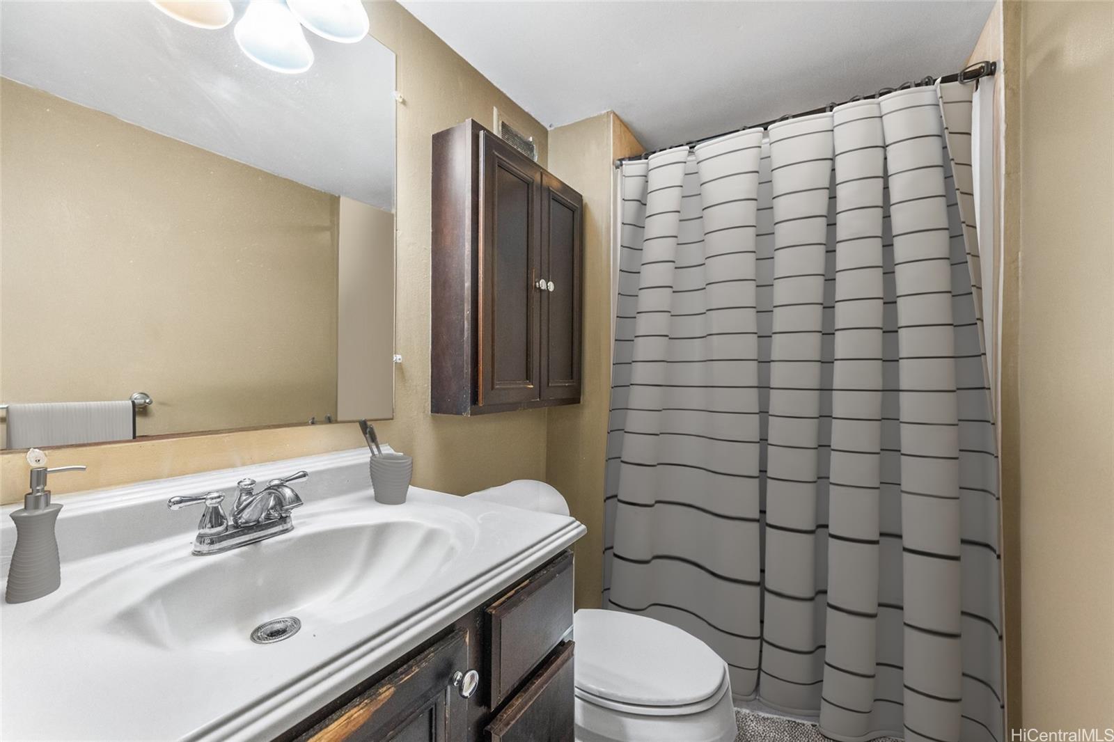 Barclay condo # 302, Honolulu, Hawaii - photo 10 of 21