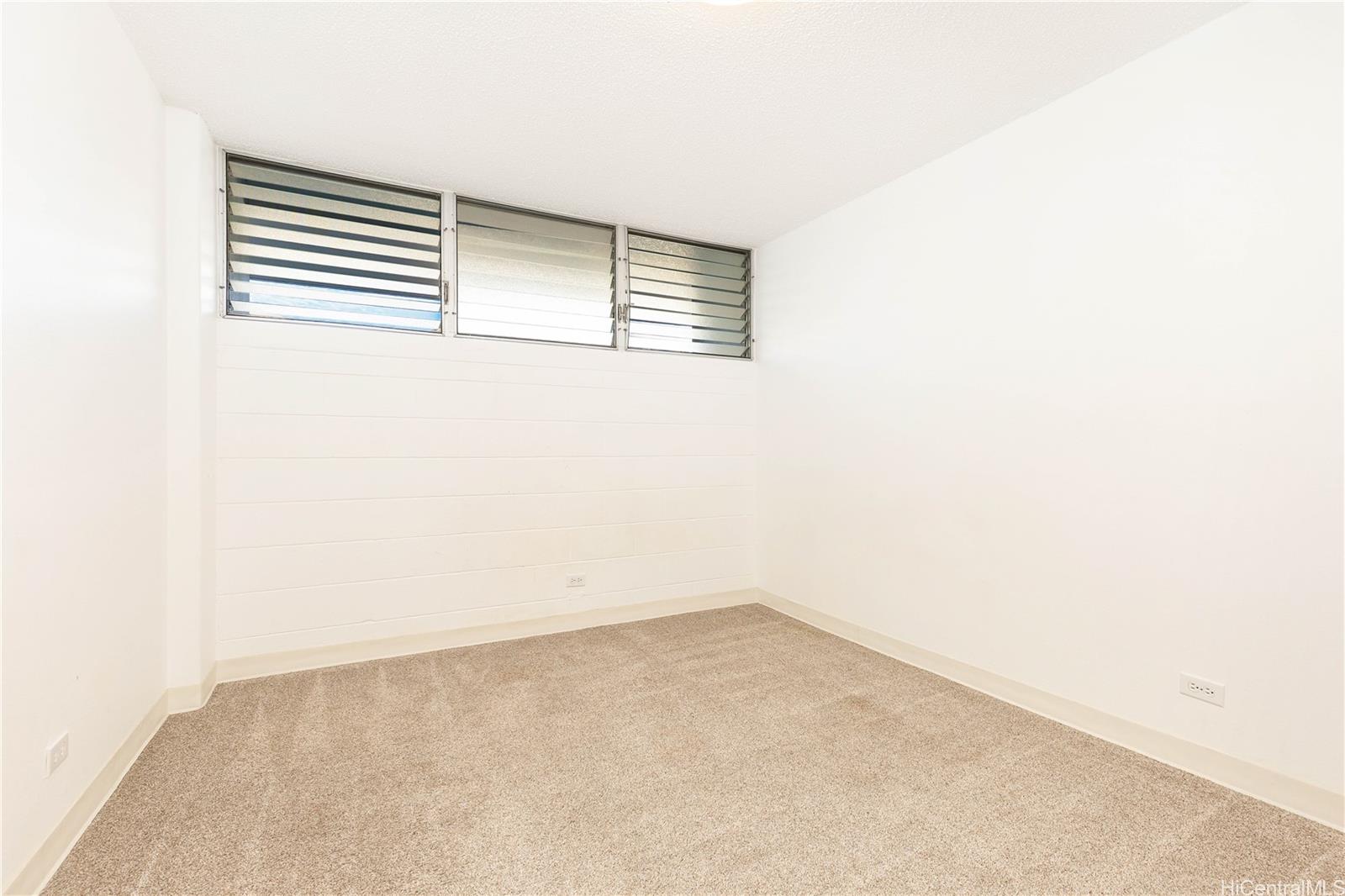 Barclay condo # 405, Honolulu, Hawaii - photo 16 of 25