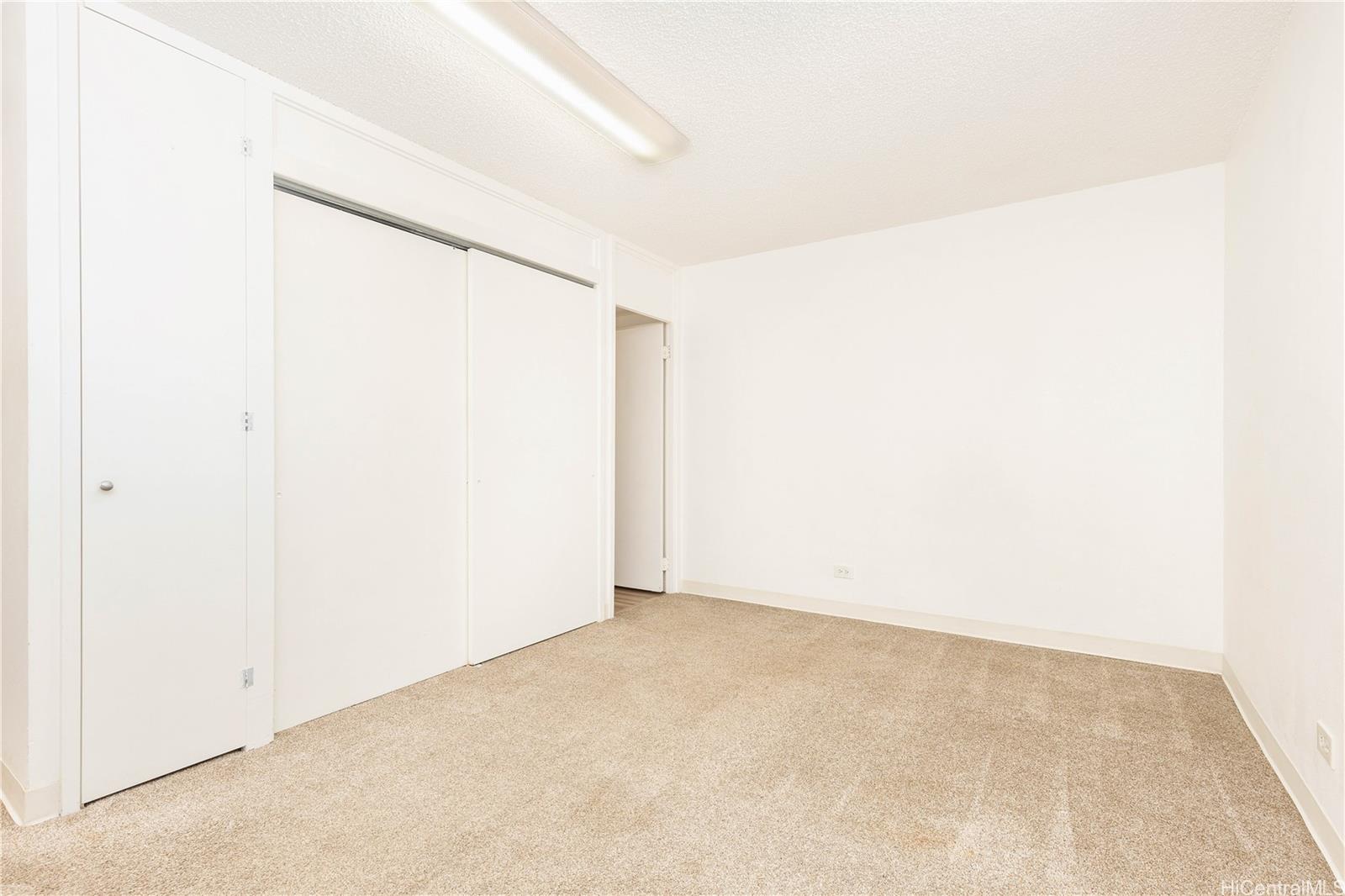 Barclay condo # 405, Honolulu, Hawaii - photo 18 of 25