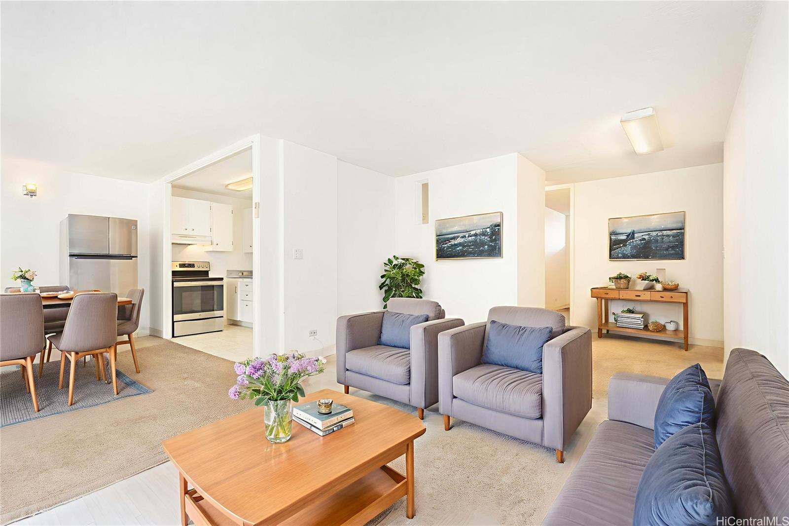 Barclay condo # 405, Honolulu, Hawaii - photo 3 of 25