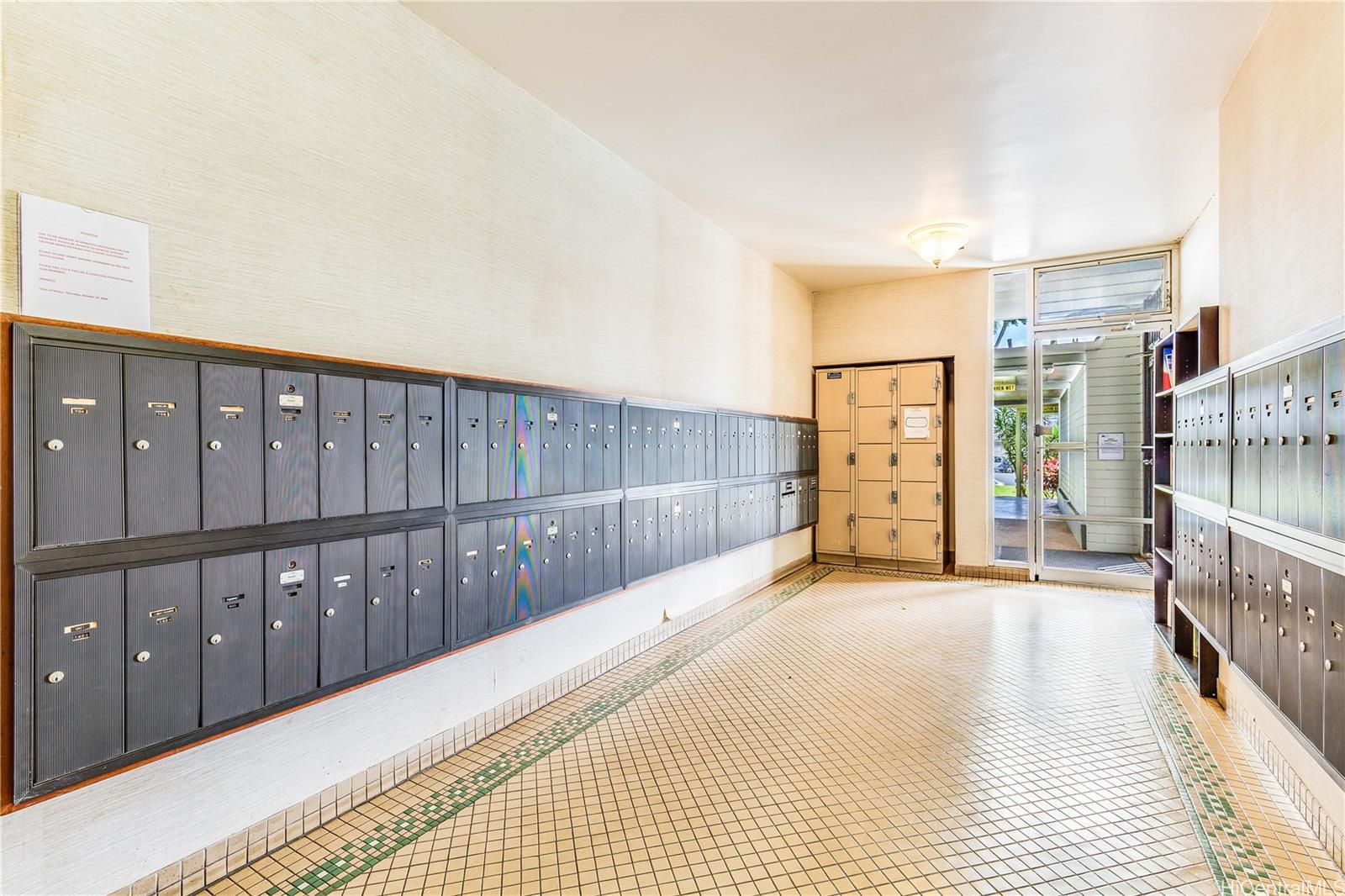 Barclay condo # 405, Honolulu, Hawaii - photo 24 of 25