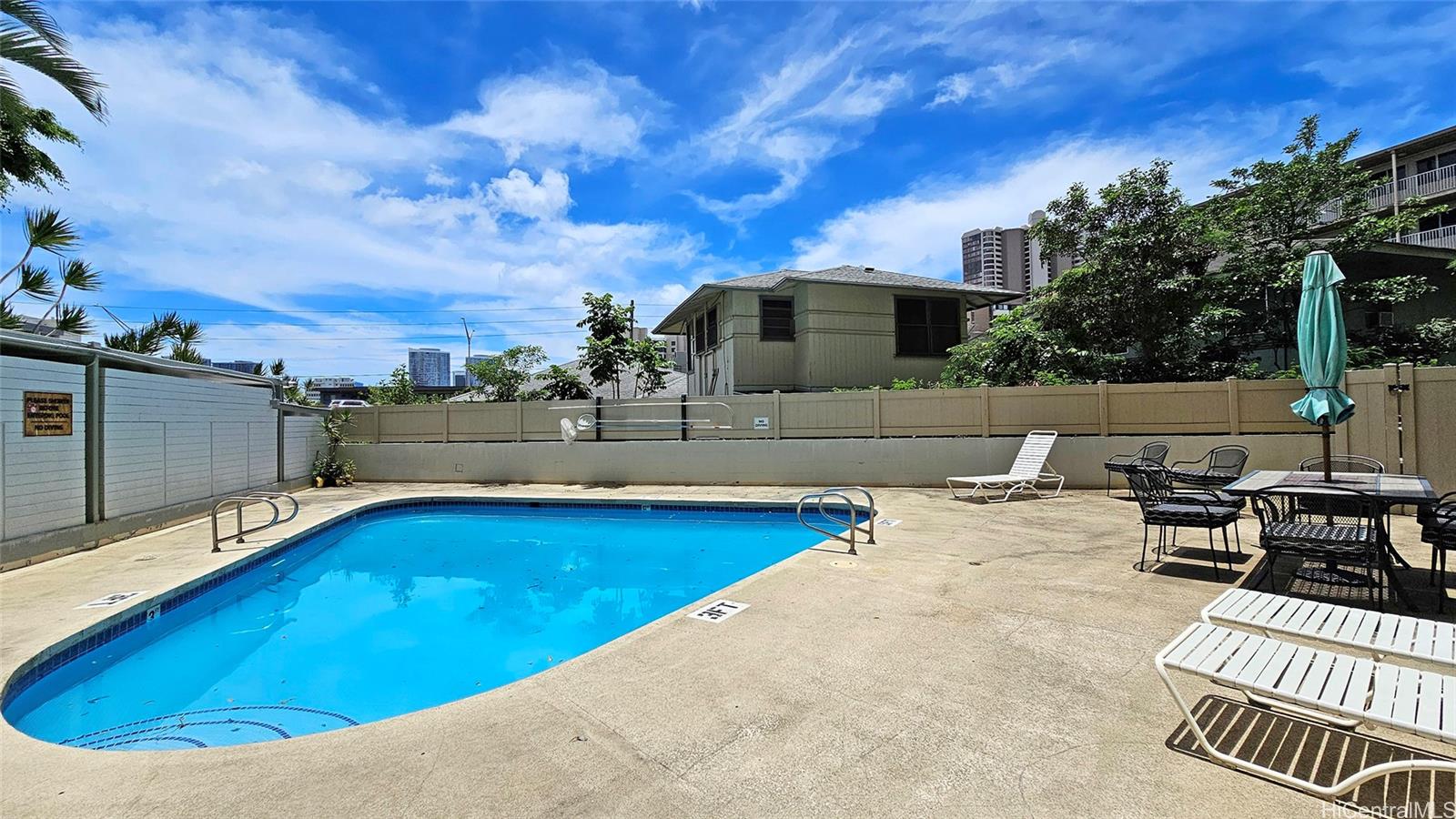 Barclay condo # 406, Honolulu, Hawaii - photo 17 of 25