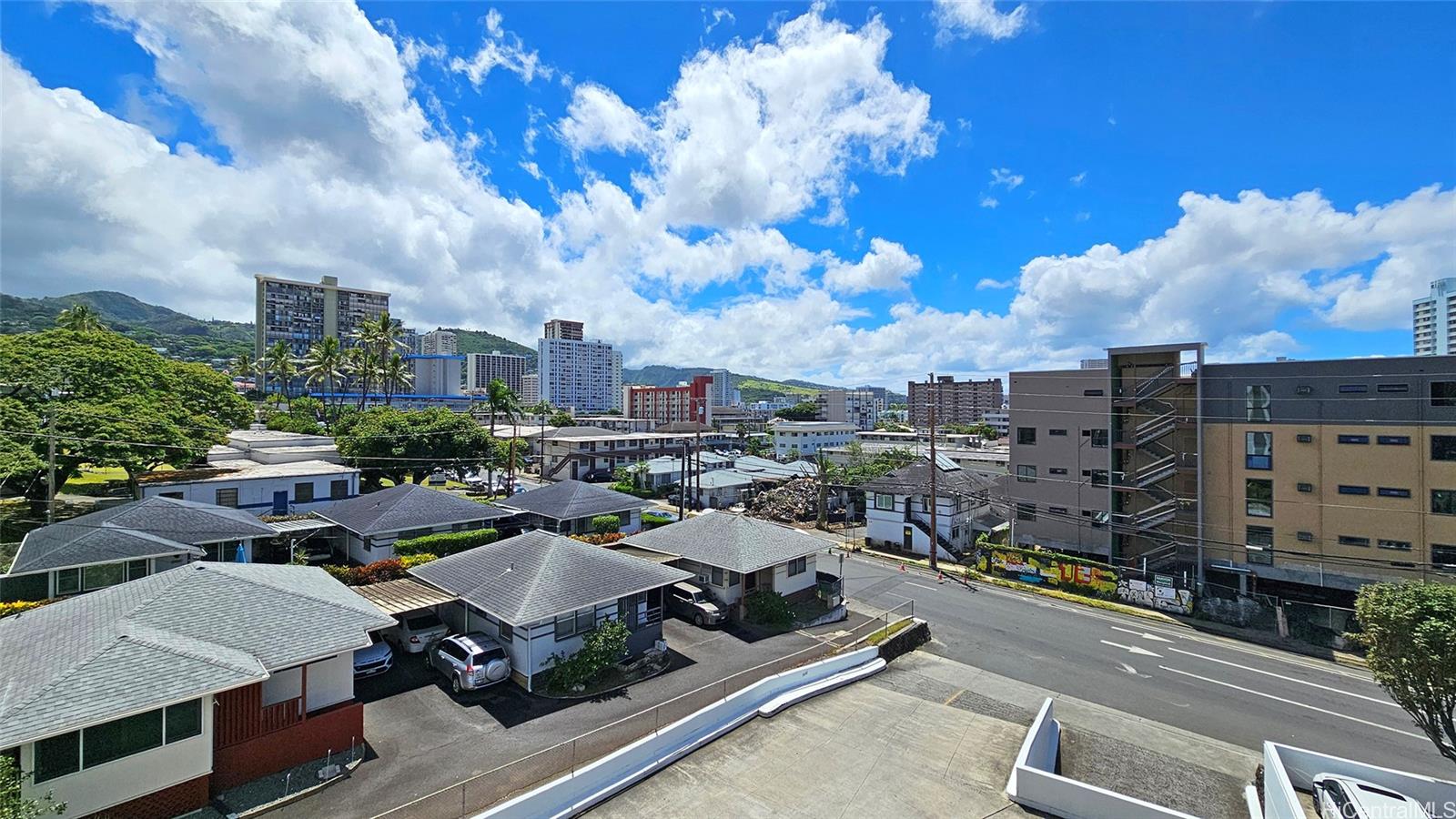 Barclay condo # 406, Honolulu, Hawaii - photo 23 of 25