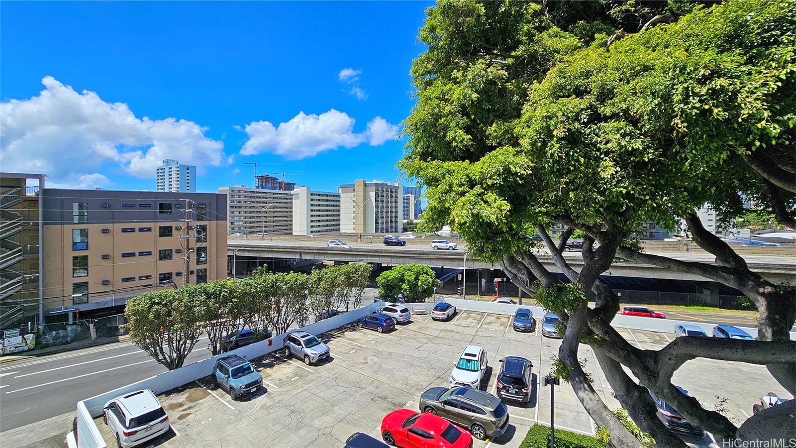 Barclay condo # 406, Honolulu, Hawaii - photo 24 of 25