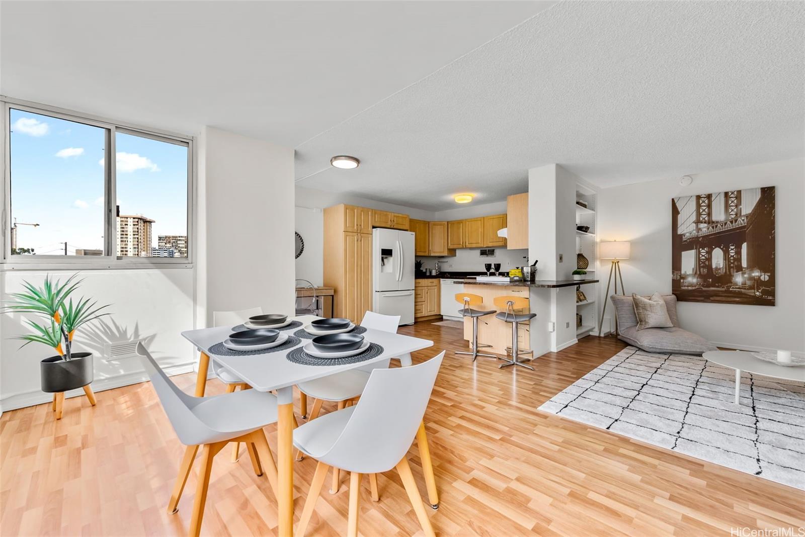 Barclay condo # 505, Honolulu, Hawaii - photo 7 of 19