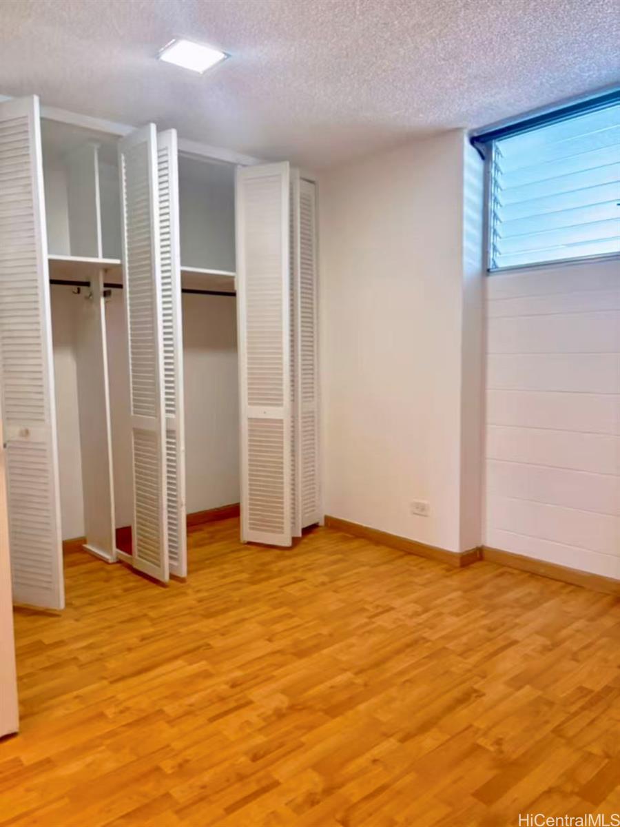 Barclay condo # 703, Honolulu, Hawaii - photo 6 of 9