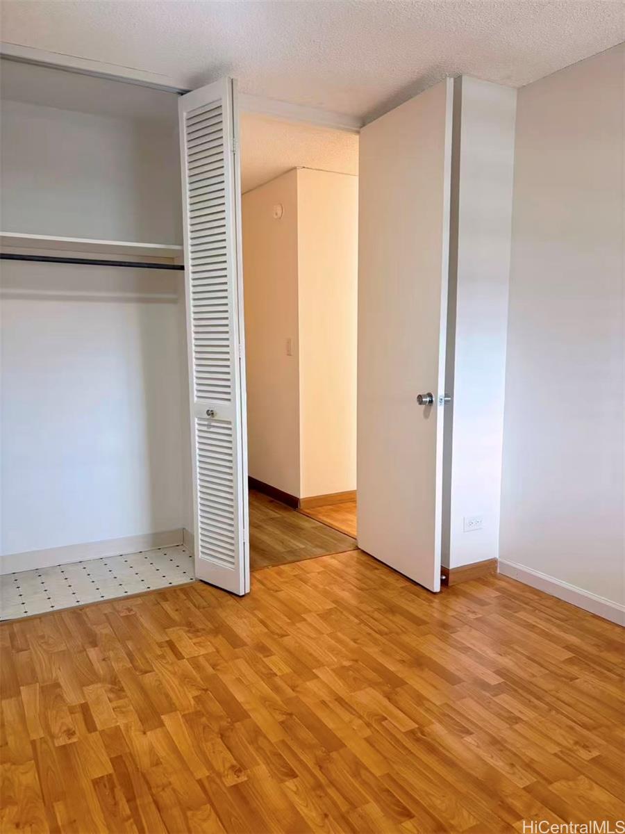 Barclay condo # 703, Honolulu, Hawaii - photo 7 of 9