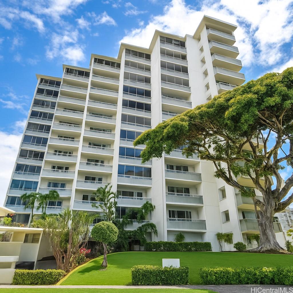Barclay condo # 903, Honolulu, Hawaii - photo 2 of 13
