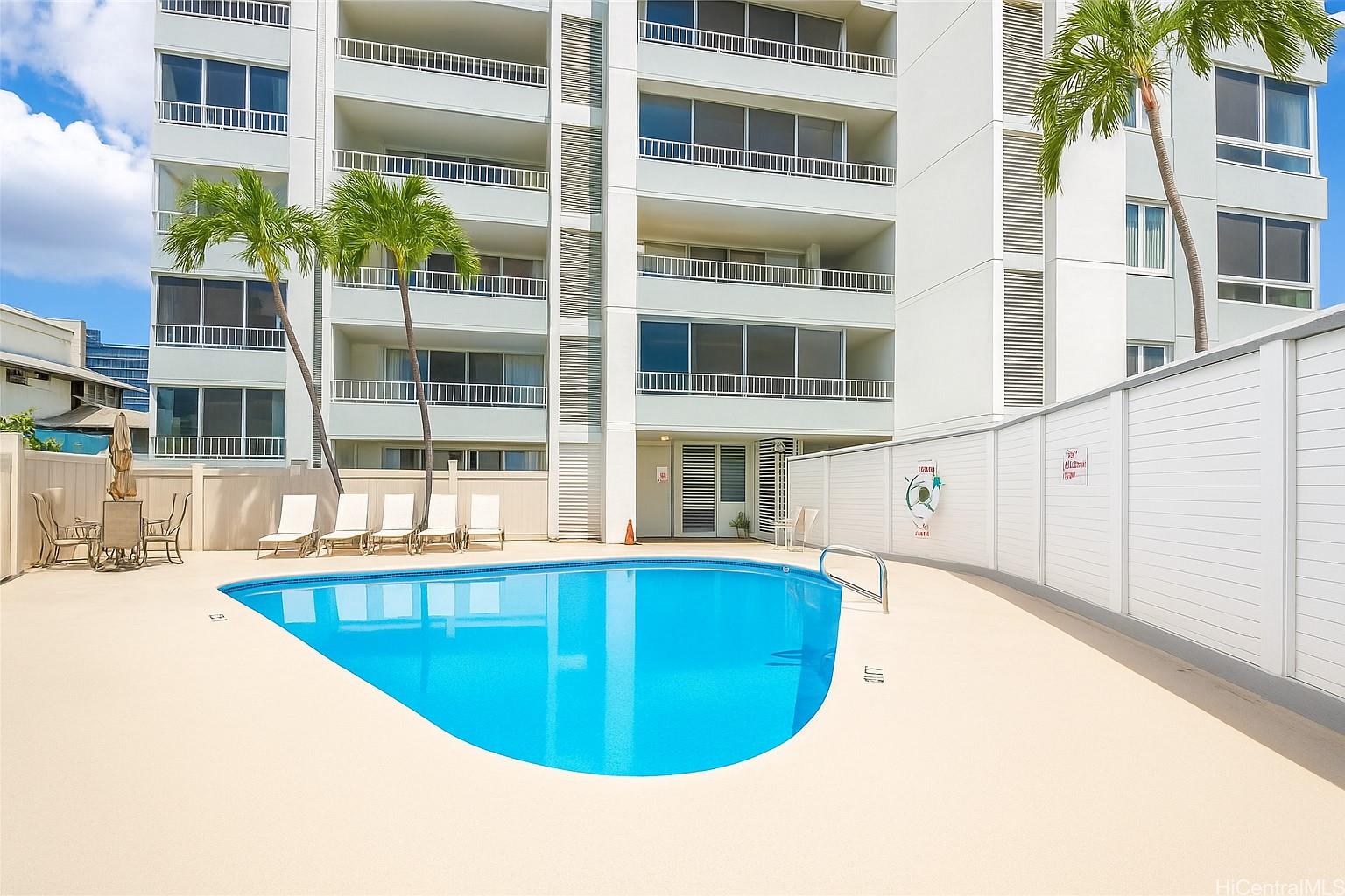 Barclay condo # 903, Honolulu, Hawaii - photo 3 of 13