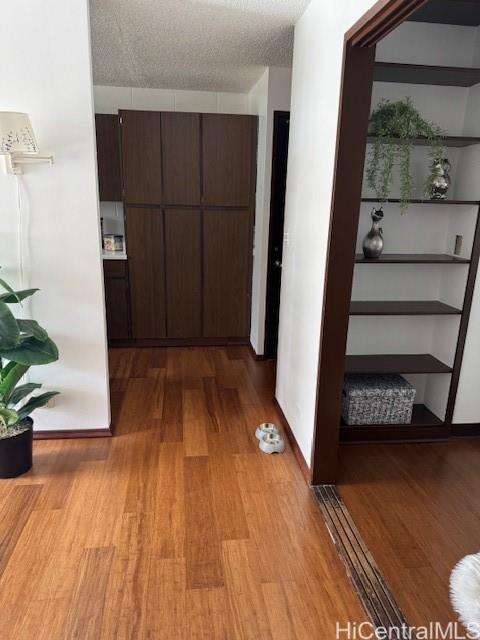 Lusitana Gardens condo # 305, Honolulu, Hawaii - photo 11 of 17