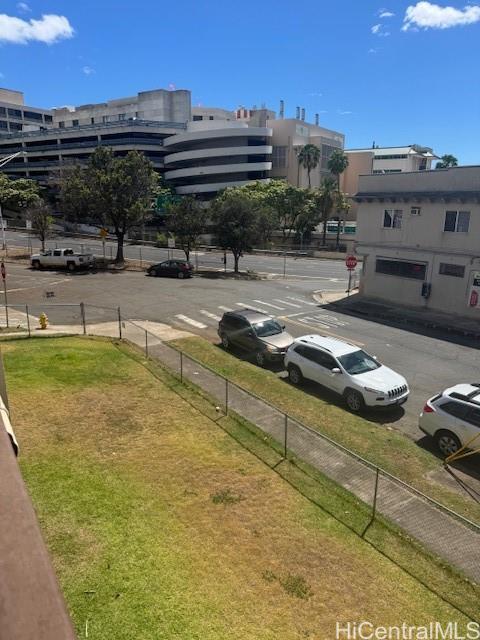 Lusitana Gardens condo # 305, Honolulu, Hawaii - photo 15 of 17