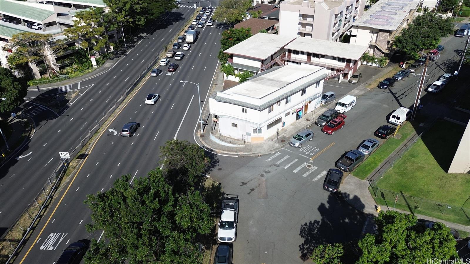 1402 Lusitana St Honolulu Oahu commercial real estate photo7 of 13