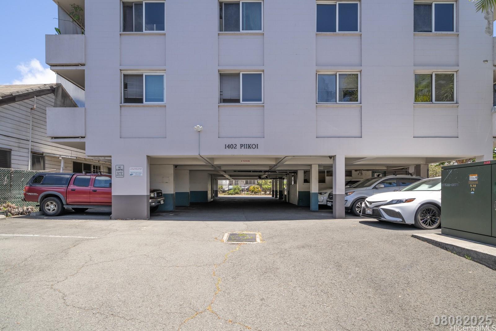 1402 Piikoi Street Honolulu - Rental - photo 3 of 18