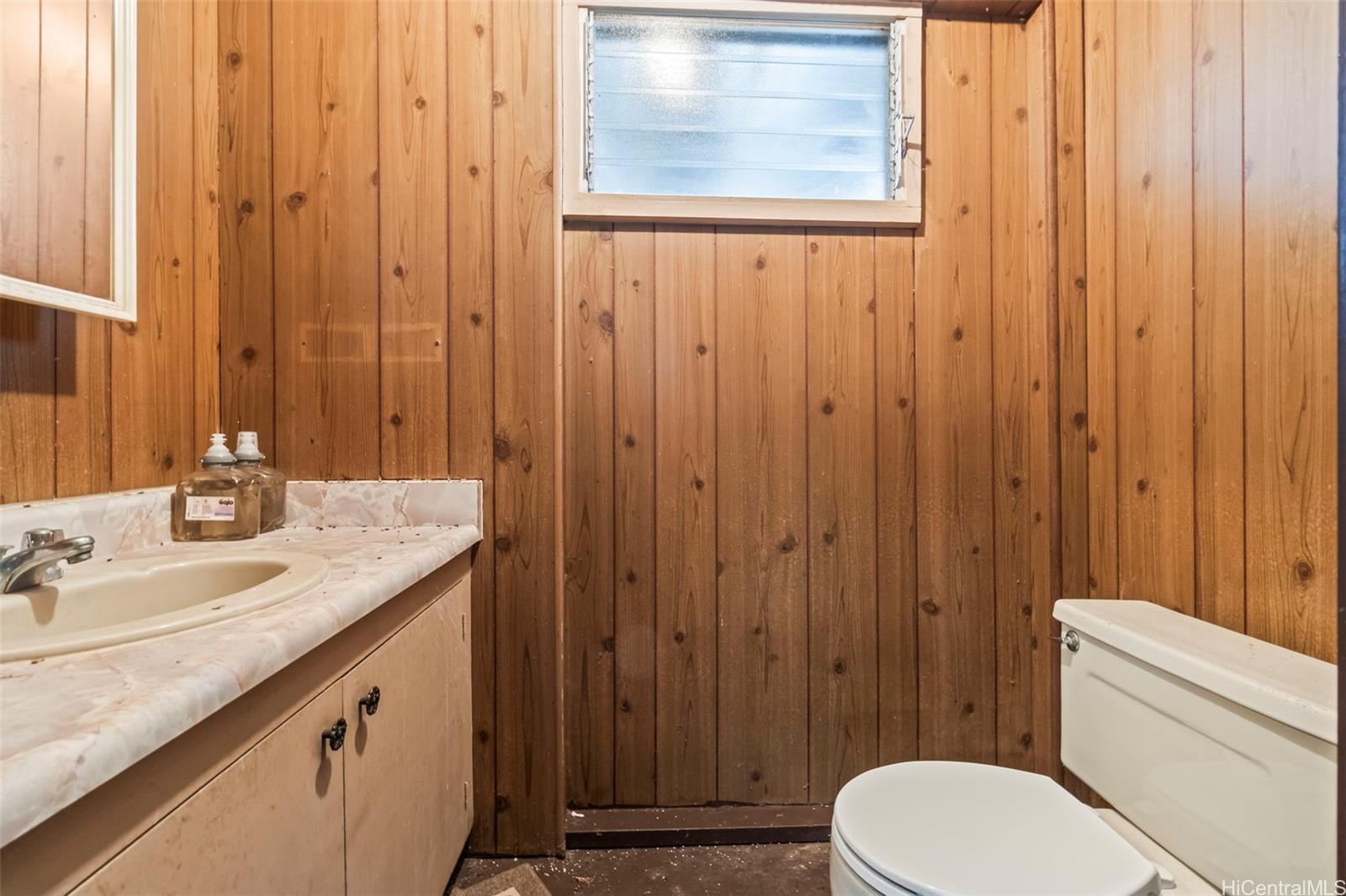 1404  Kaumoli Street Pearl City-upper, PearlCity home - photo 18 of 23