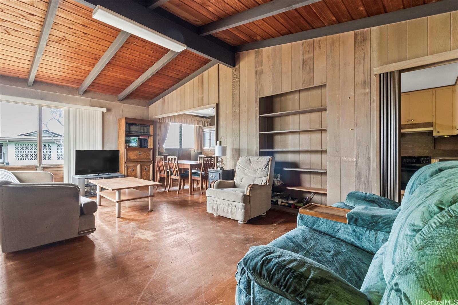 1404  Kaumoli Street Pearl City-upper, PearlCity home - photo 5 of 23