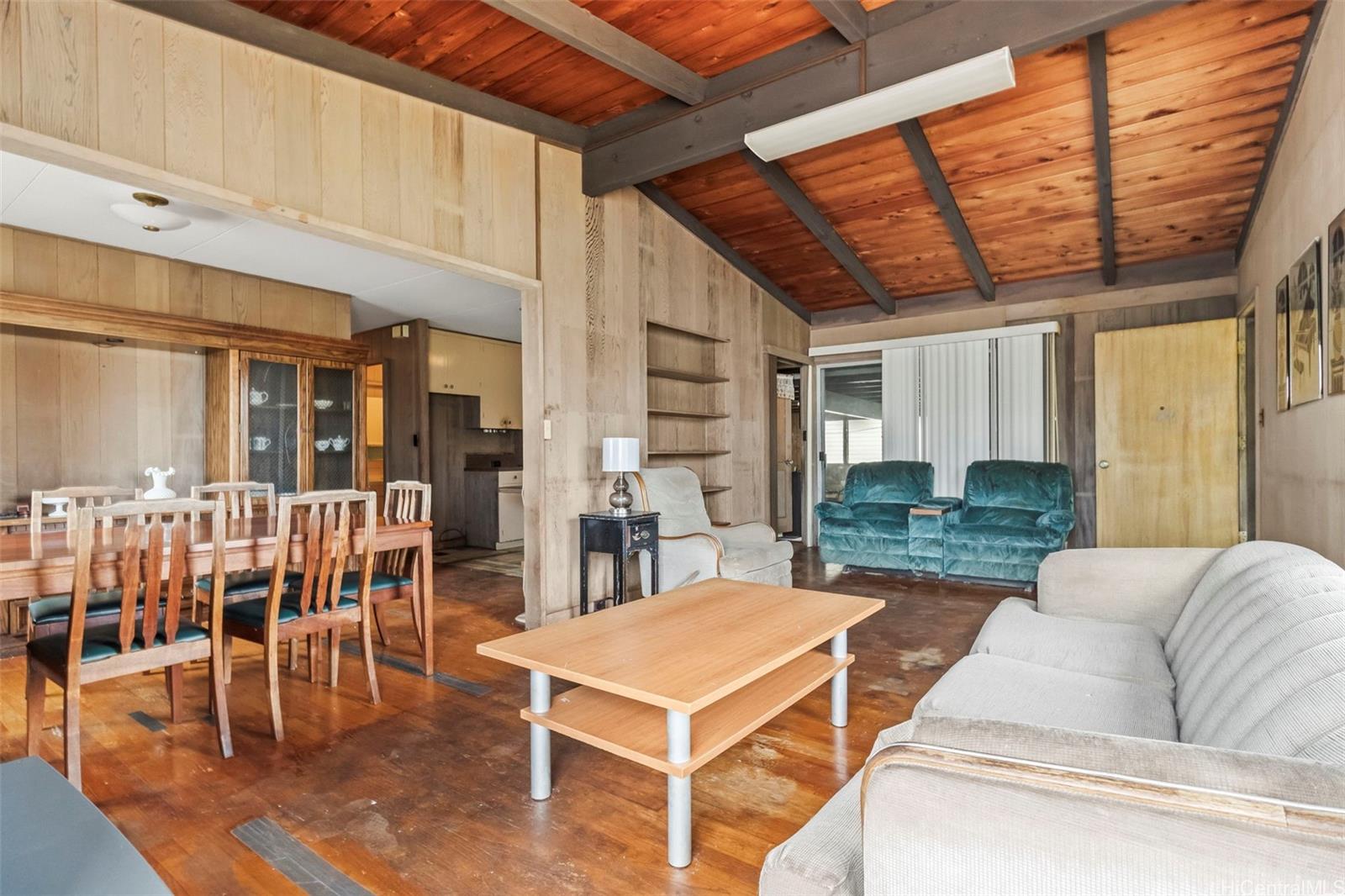 1404  Kaumoli Street Pearl City-upper, PearlCity home - photo 6 of 23