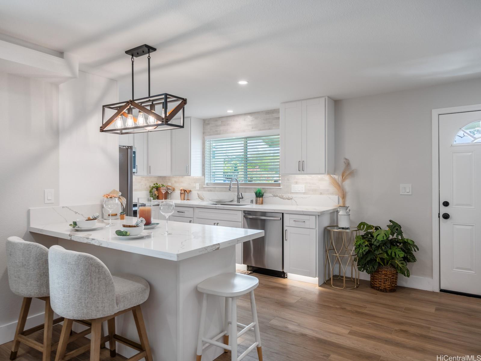 1404  Noelani Street Pearl City-upper, PearlCity home - photo 9 of 25