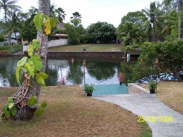 1409 Kahili St Kailua Hi 96734 Enchanted Lake Home Kailua