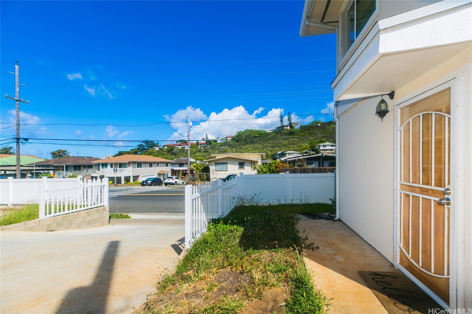 1411  Palolo Ave Palolo, Diamond Head home - photo 2 of 16