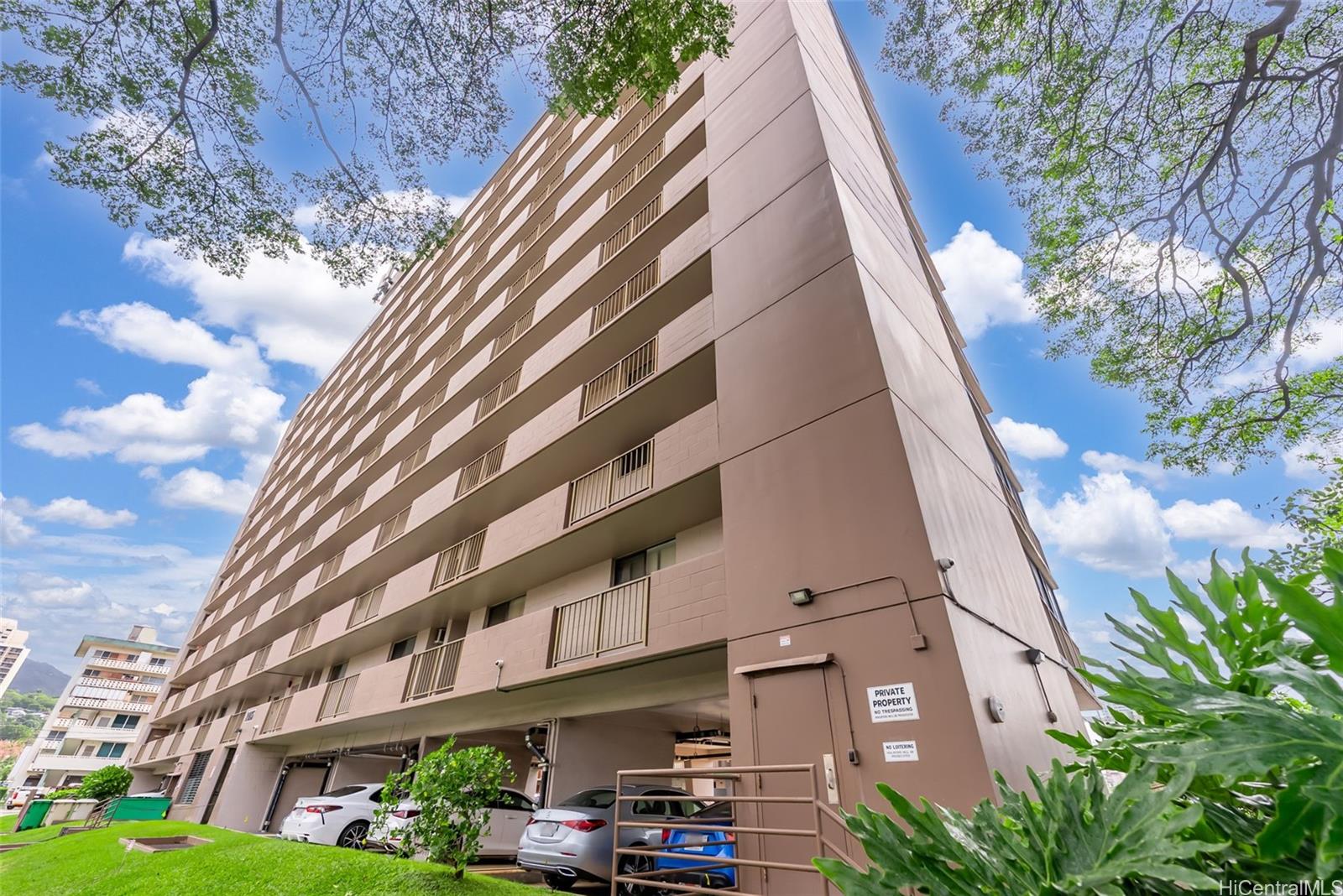 Luna-Liho Towers condo # 407, Honolulu, Hawaii - photo 22 of 24