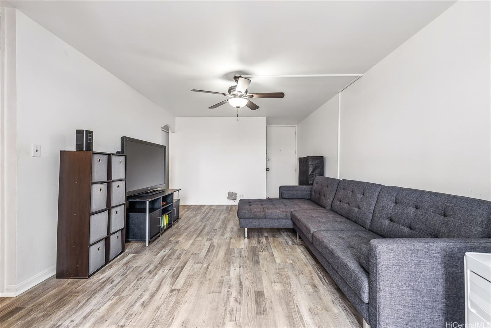 Luna-Liho Towers condo # 407, Honolulu, Hawaii - photo 7 of 24