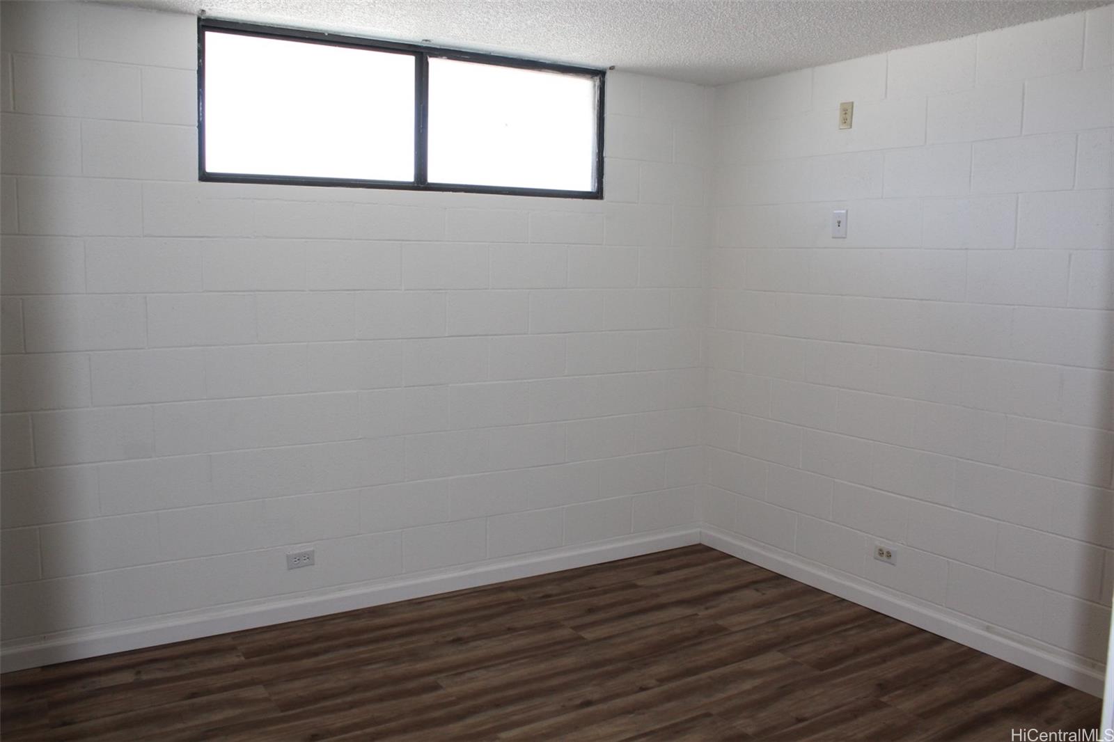 Luna-Liho Towers condo # 704, Honolulu, Hawaii - photo 8 of 14