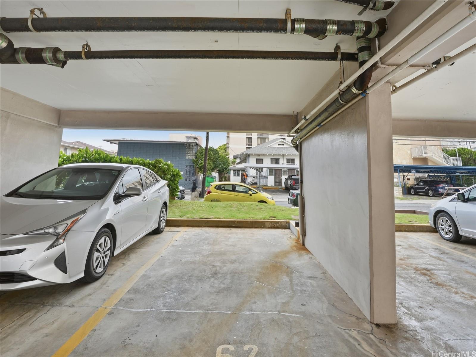 Luna-Liho Towers condo # 704, Honolulu, Hawaii - photo 14 of 17