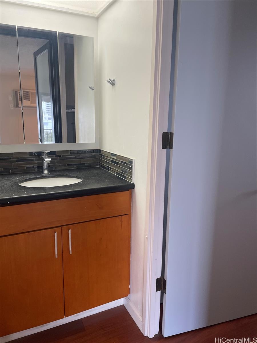 1415 Liholiho Street Honolulu - Rental - photo 7 of 11