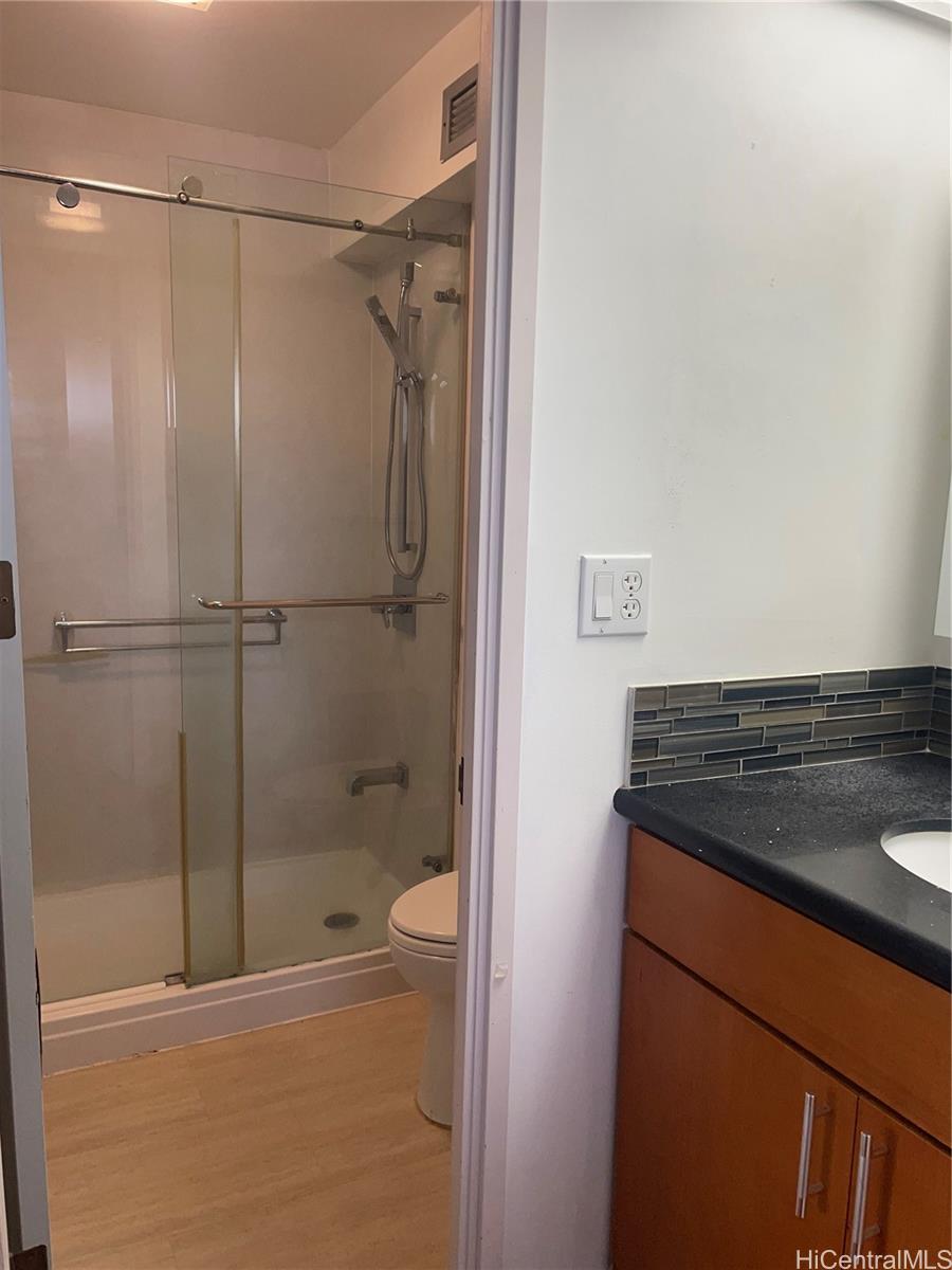 1415 Liholiho Street Honolulu - Rental - photo 8 of 11