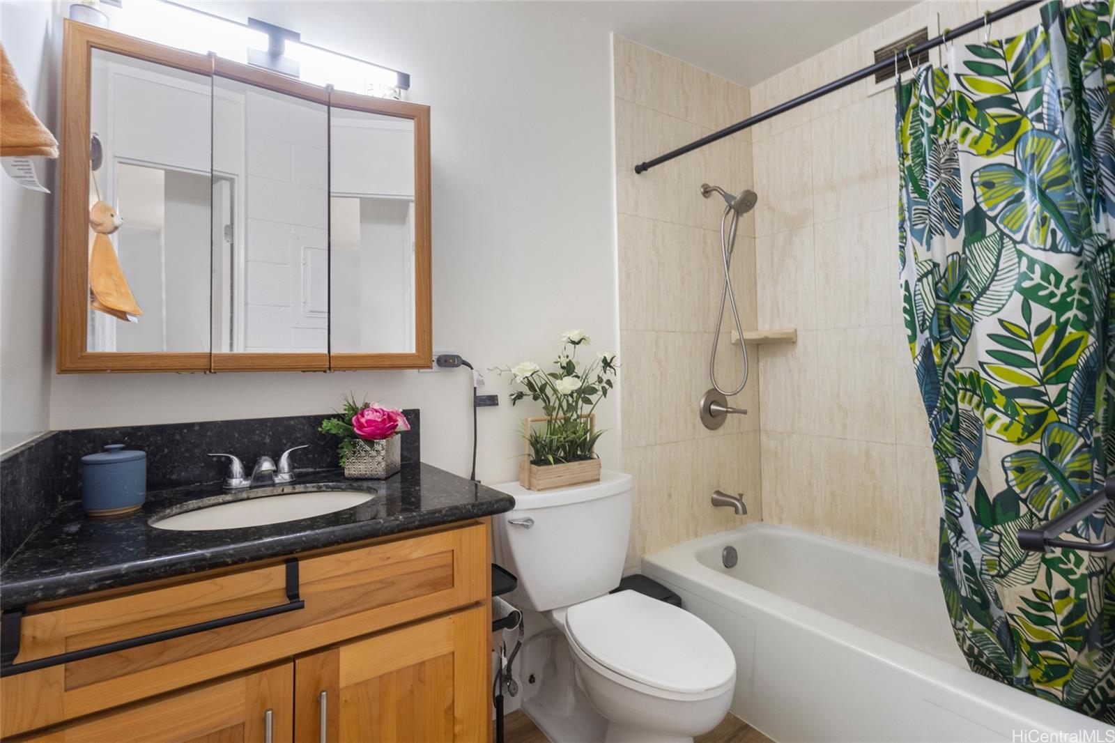 Jason Apts condo # 602, Honolulu, Hawaii - photo 10 of 25