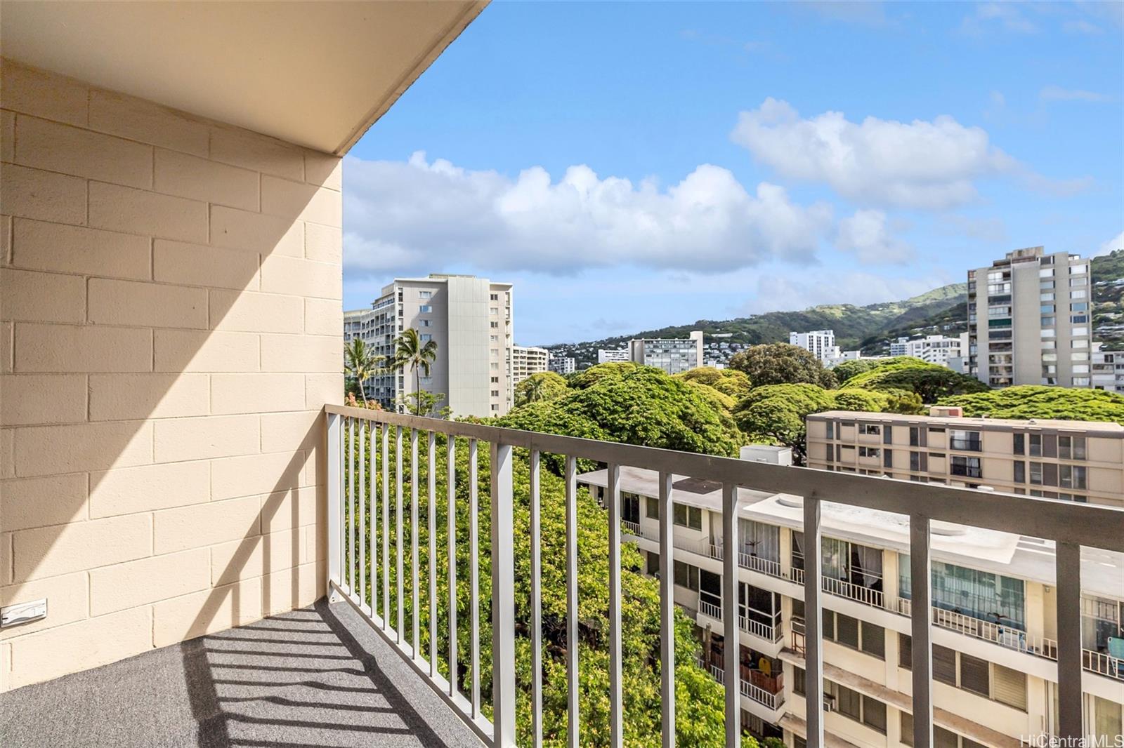 Jason Apts condo # 802, Honolulu, Hawaii - photo 7 of 23