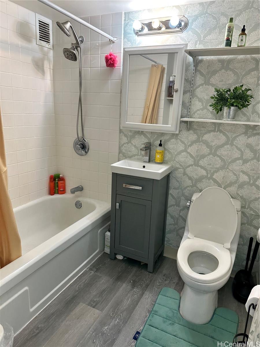 Town House condo # 201, Honolulu, Hawaii - photo 23 of 23