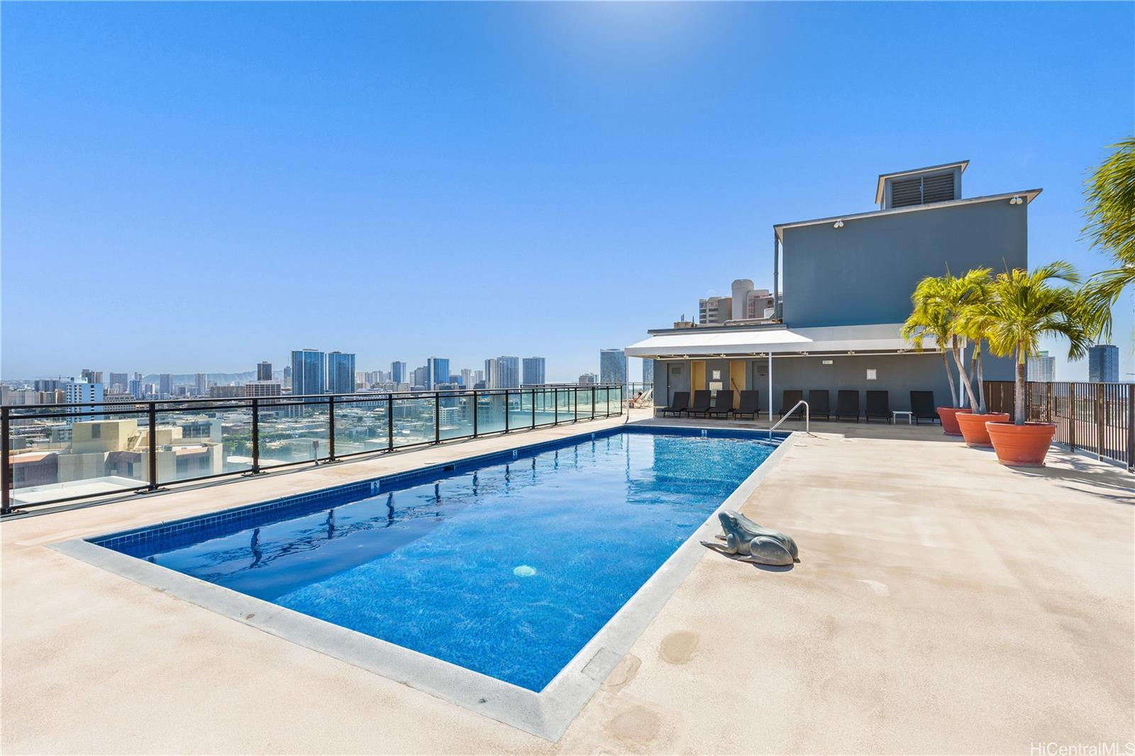 Town House condo # 211, Honolulu, Hawaii - photo 15 of 21