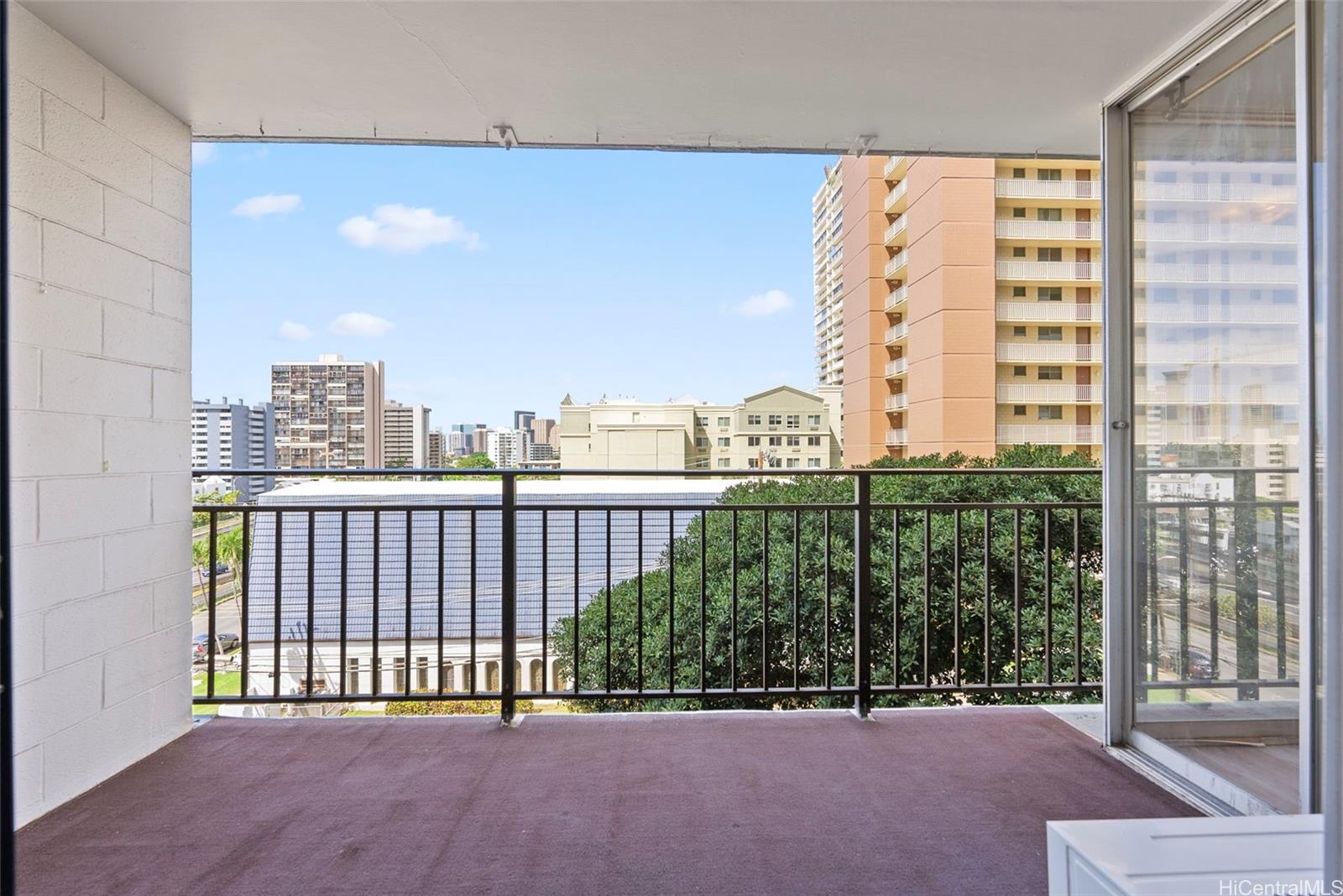 Town House condo # 408, Honolulu, Hawaii - photo 11 of 18