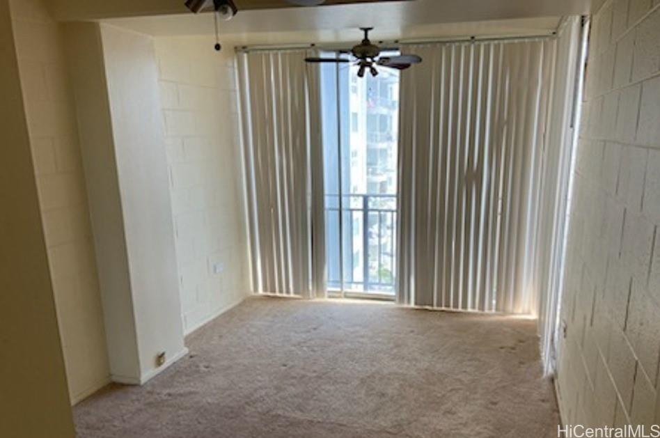 Town House condo # 915, Honolulu, Hawaii - photo 5 of 8