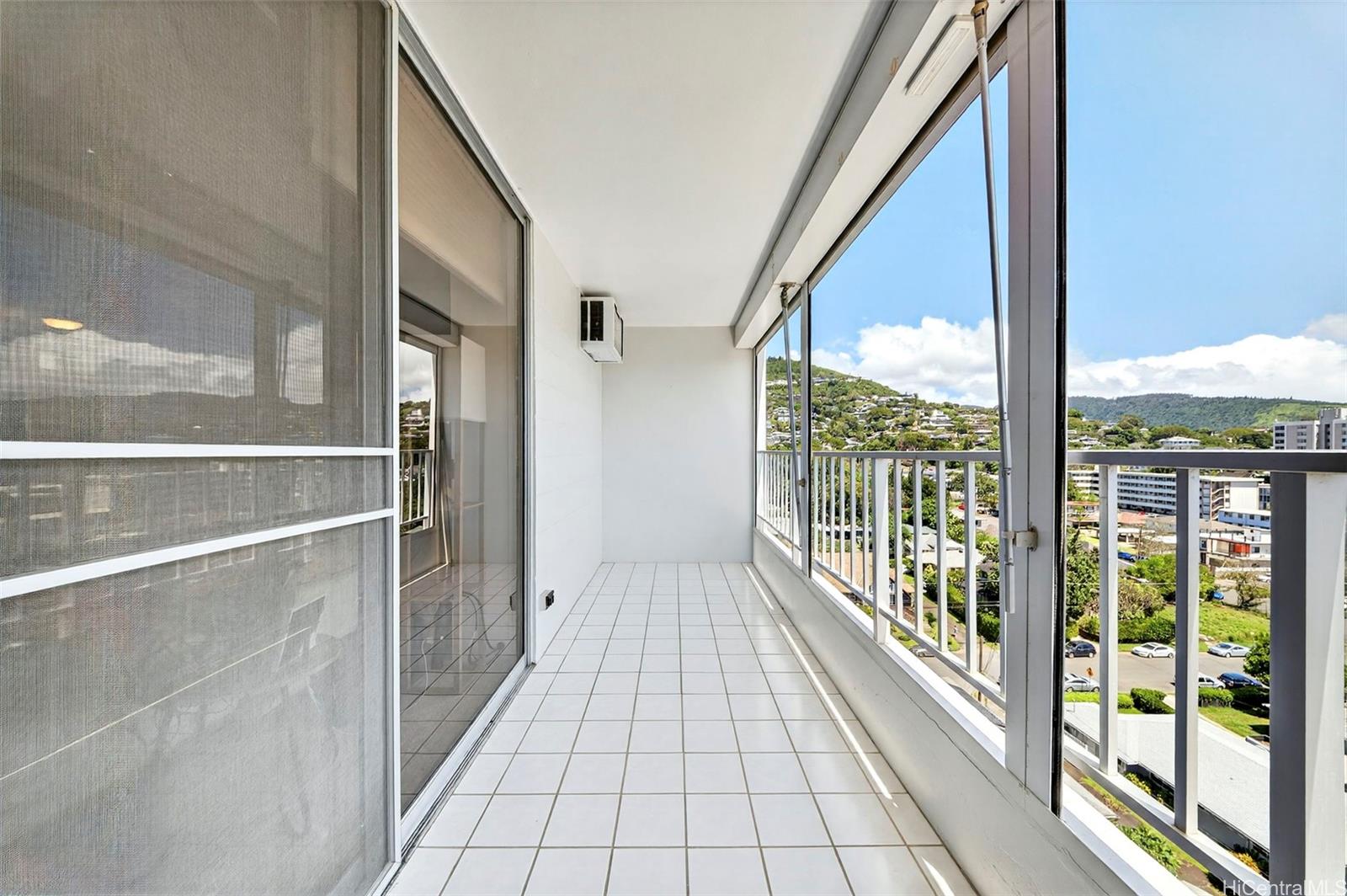 Dominis West condo # 1007, Honolulu, Hawaii - photo 13 of 24