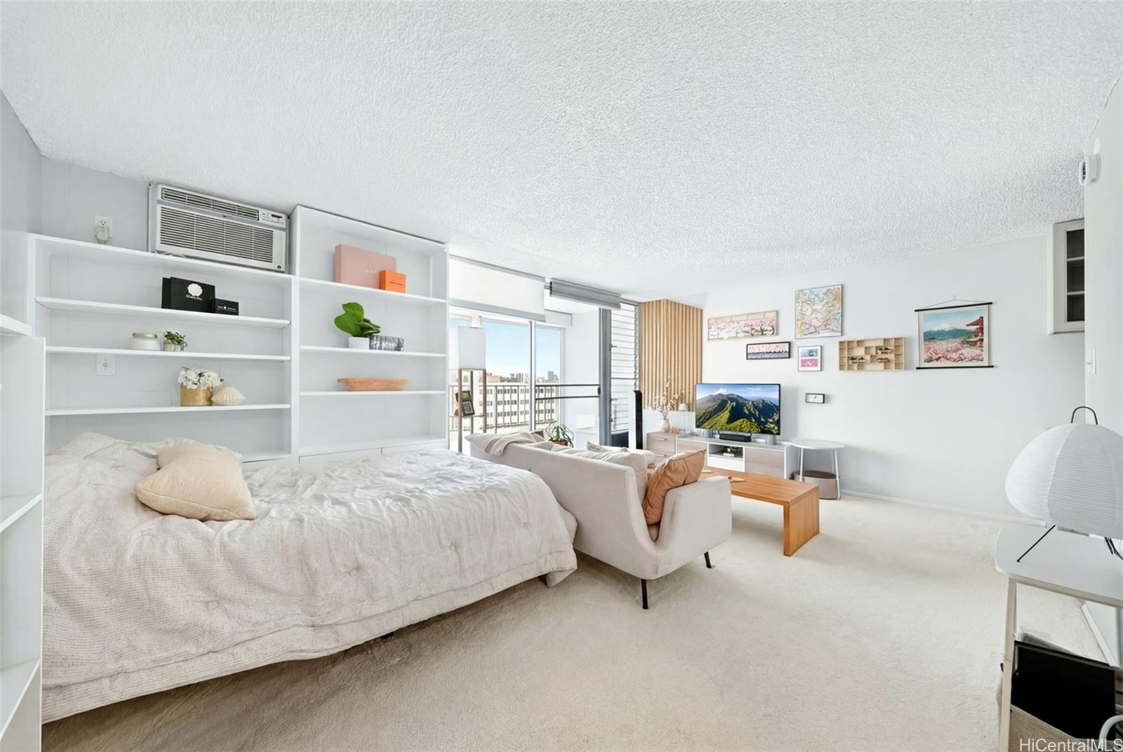 Dominis West condo # 1007, Honolulu, Hawaii - photo 3 of 24