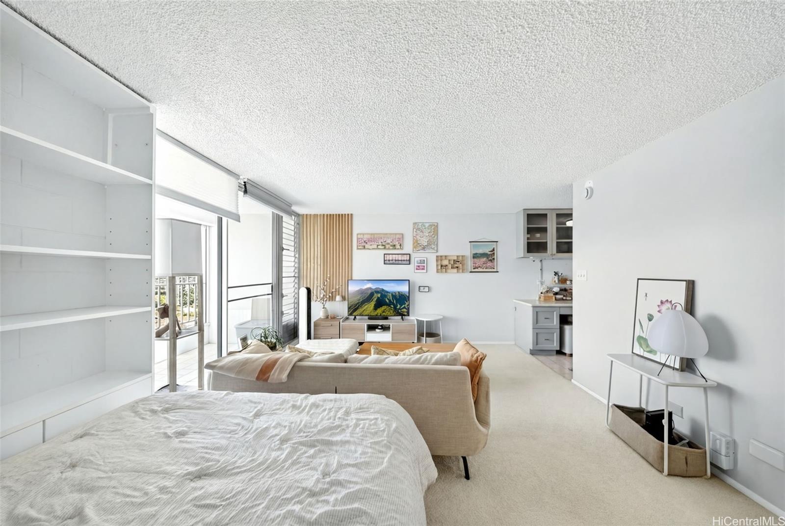 Dominis West condo # 1007, Honolulu, Hawaii - photo 4 of 24